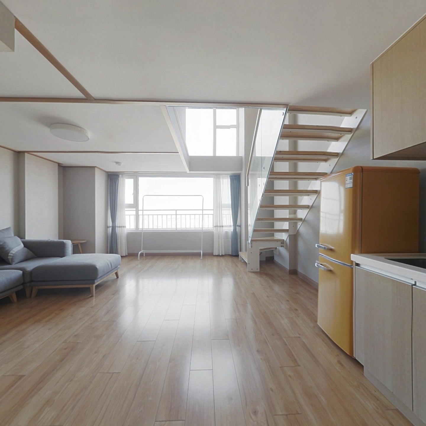 青特赫府loft公寓买一层带一层,高楼层,采光好_青岛房