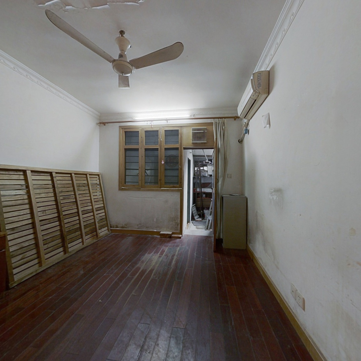 少税费 小户型 低楼层带天井 生活配套完善 刚需推荐