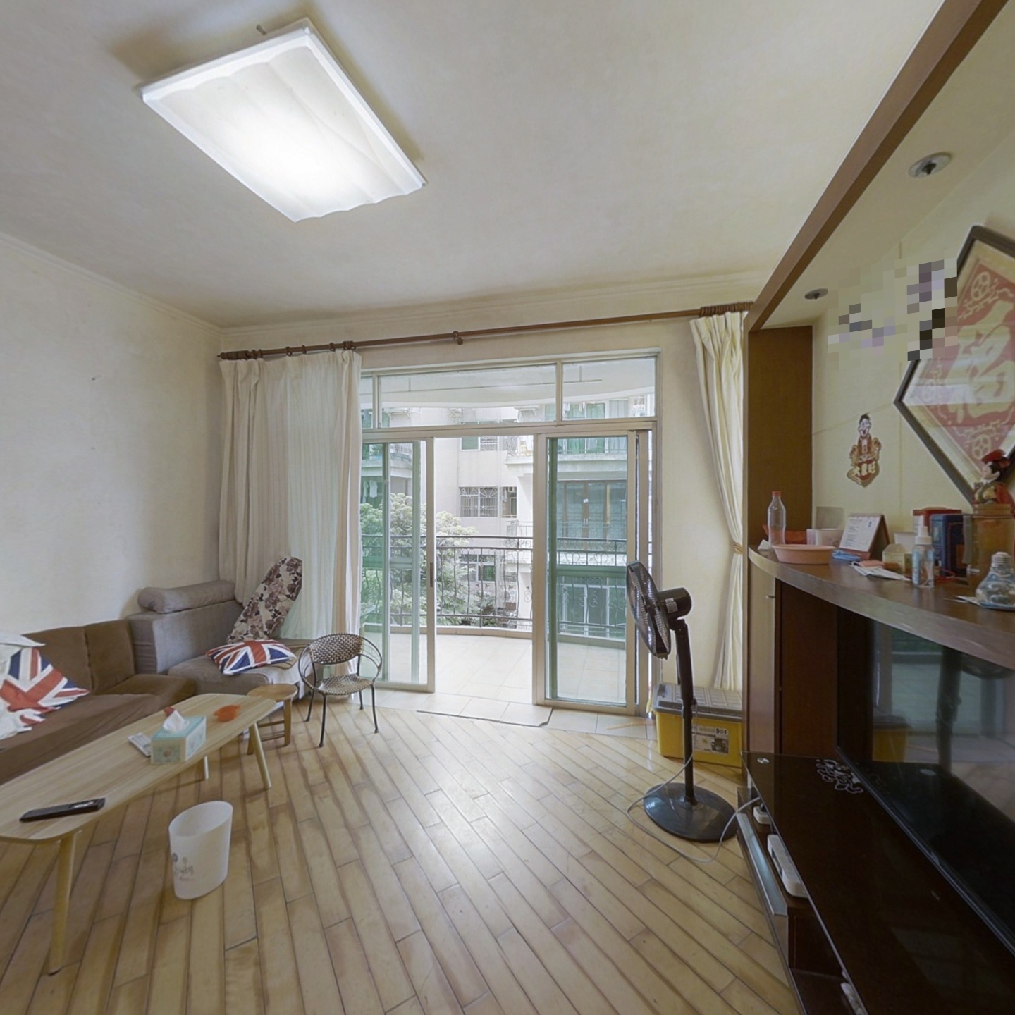 居住方便户型实用 低楼层,保养好-东莞东泰花园又一居二手房