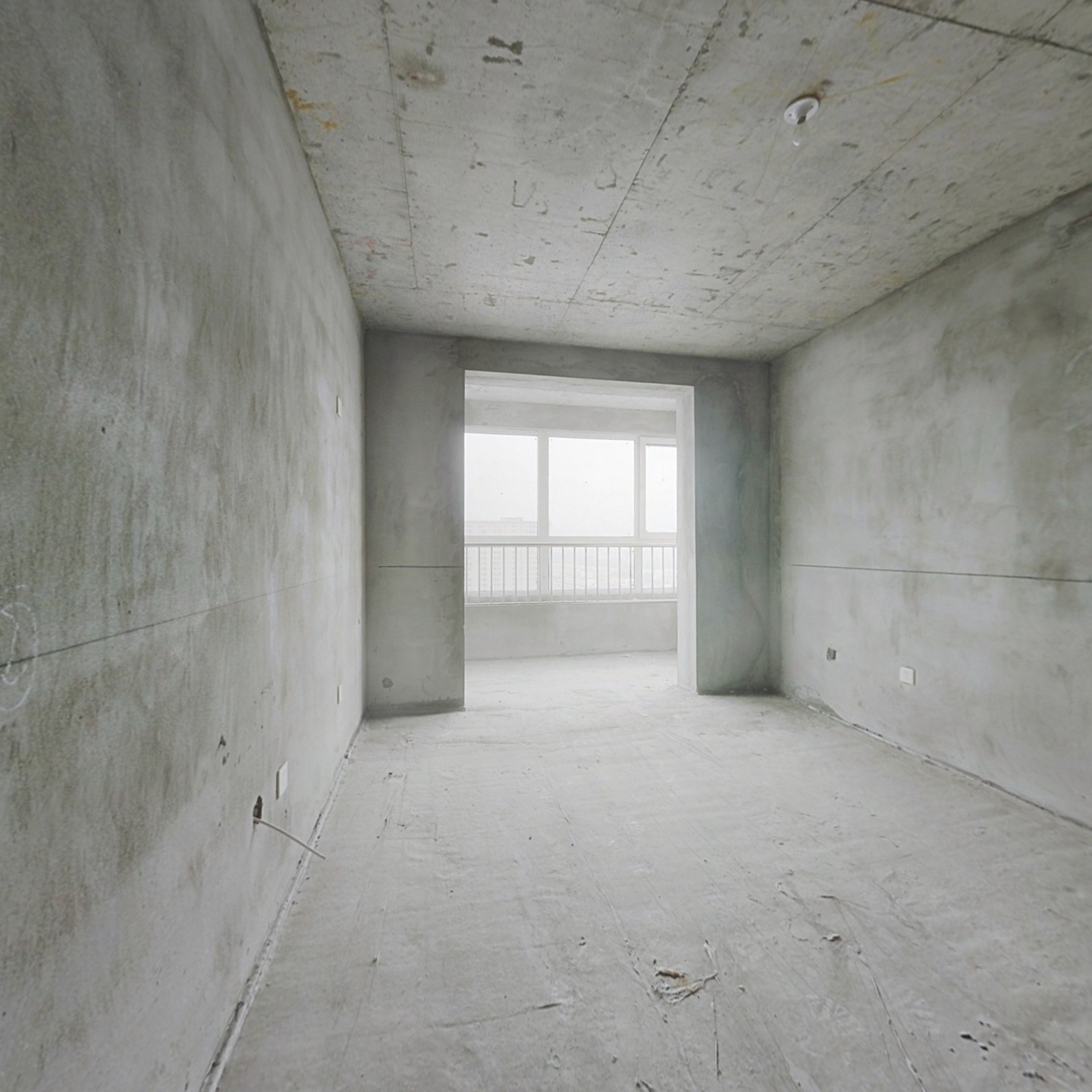 正规一居室 东南向 采光视野好