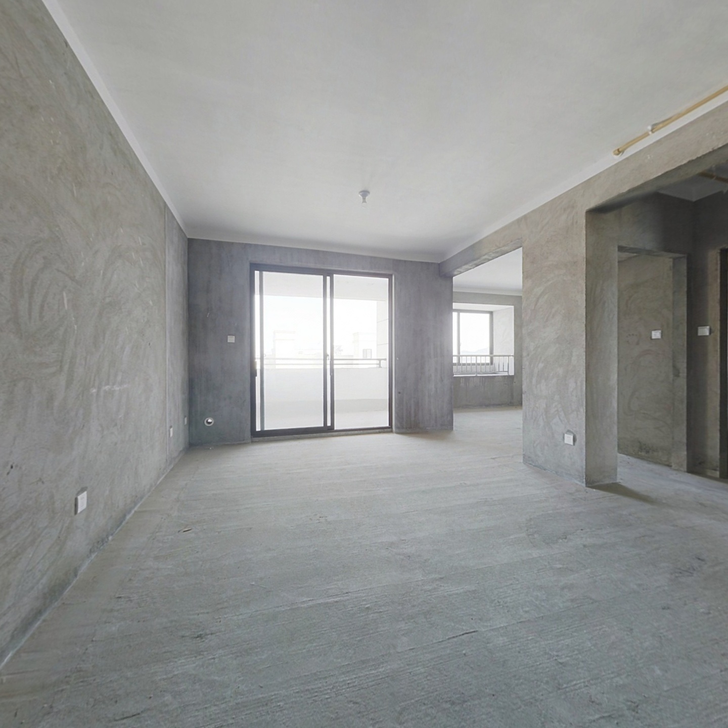 小区环境好,毛坯房  带车位交通方便-金华北岭雅苑二手房