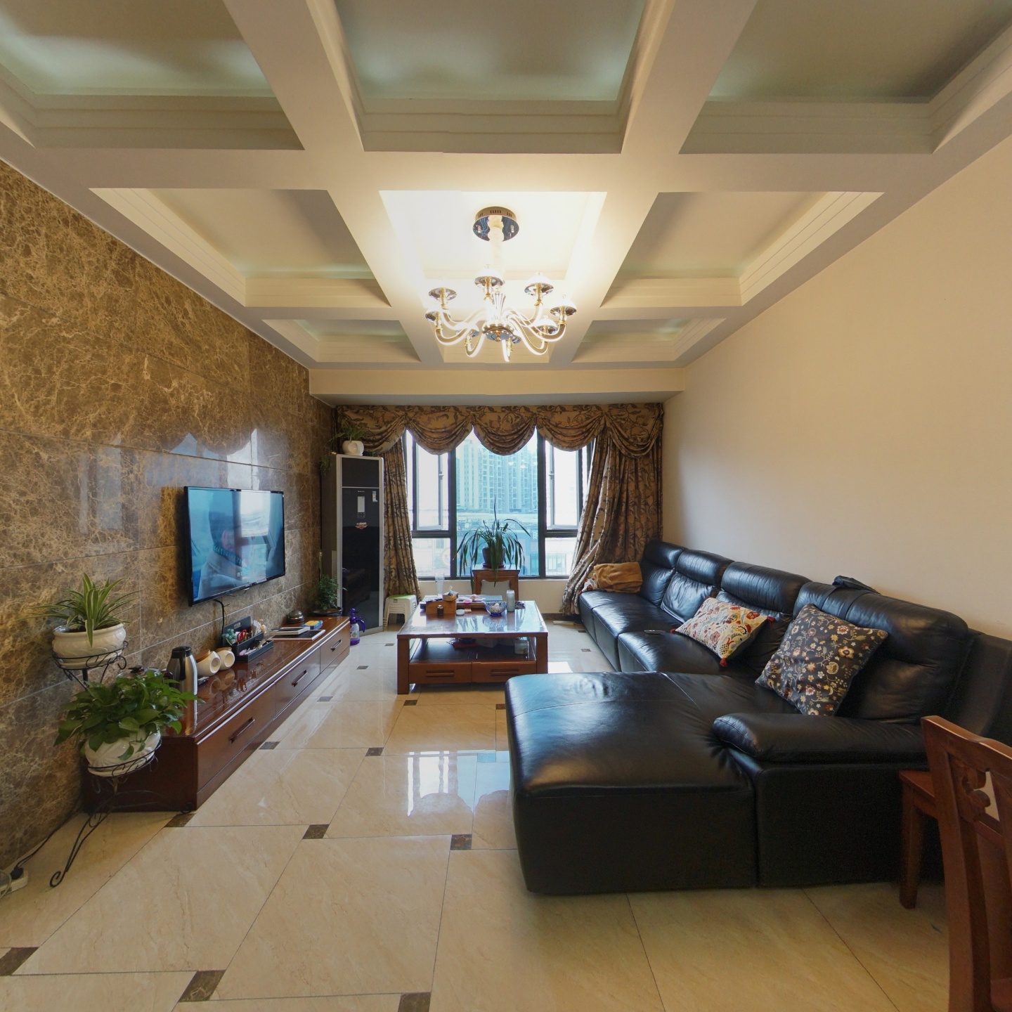 中铁西城套四跃层居家装修可拎包入住