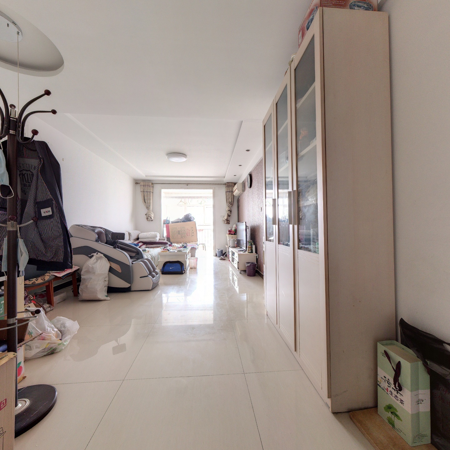 宜佳旺广场旁， 范阳主路，交通便利，地段优越