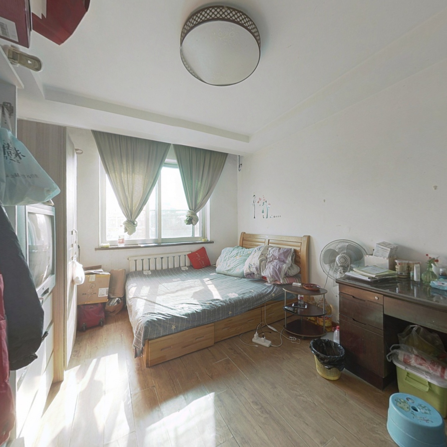 一室一厅小户型，干净，总房款少，近市场公园，