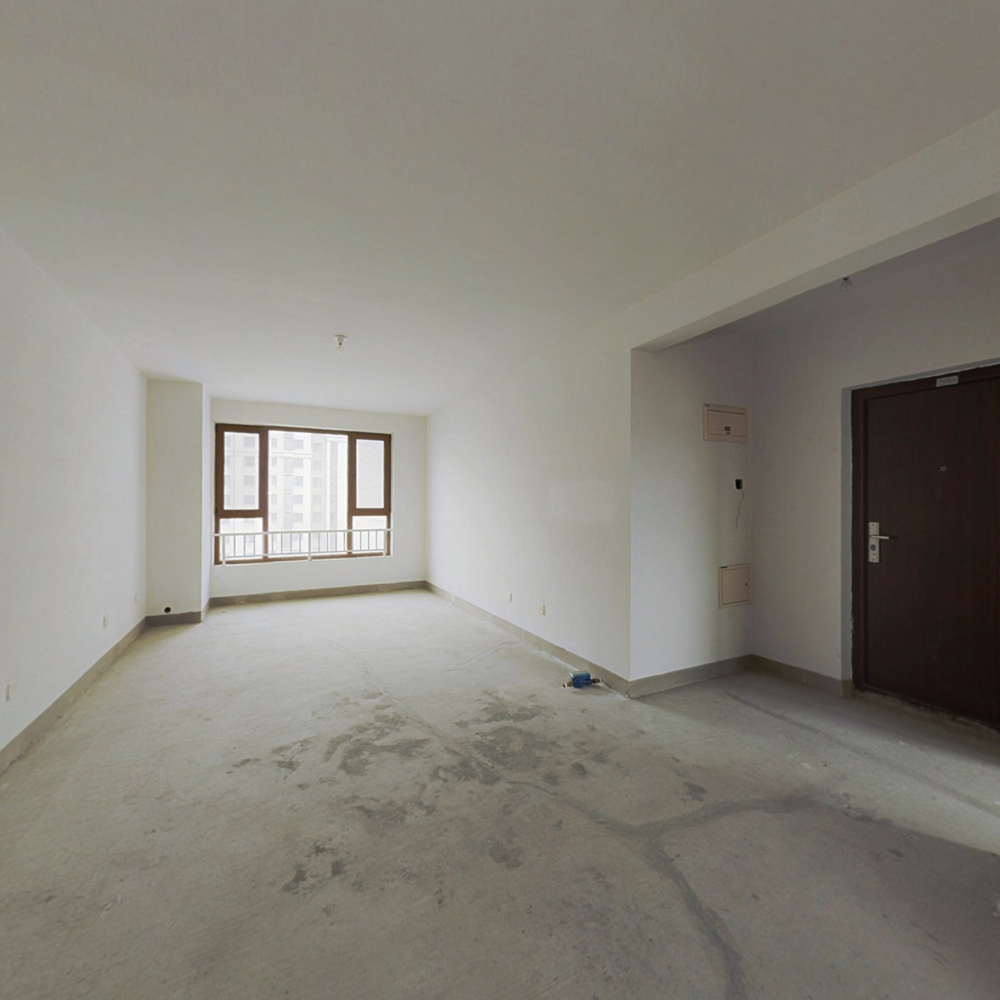 南北通透大三居，高楼层，采光无遮挡，