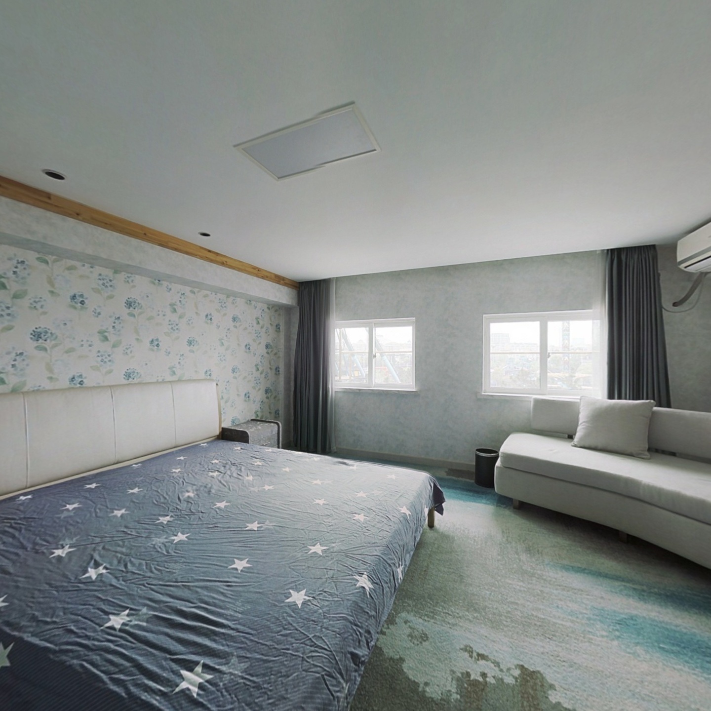 70年产权 有3个卧室1个阳光房 杭州乐园美景尽收眼底