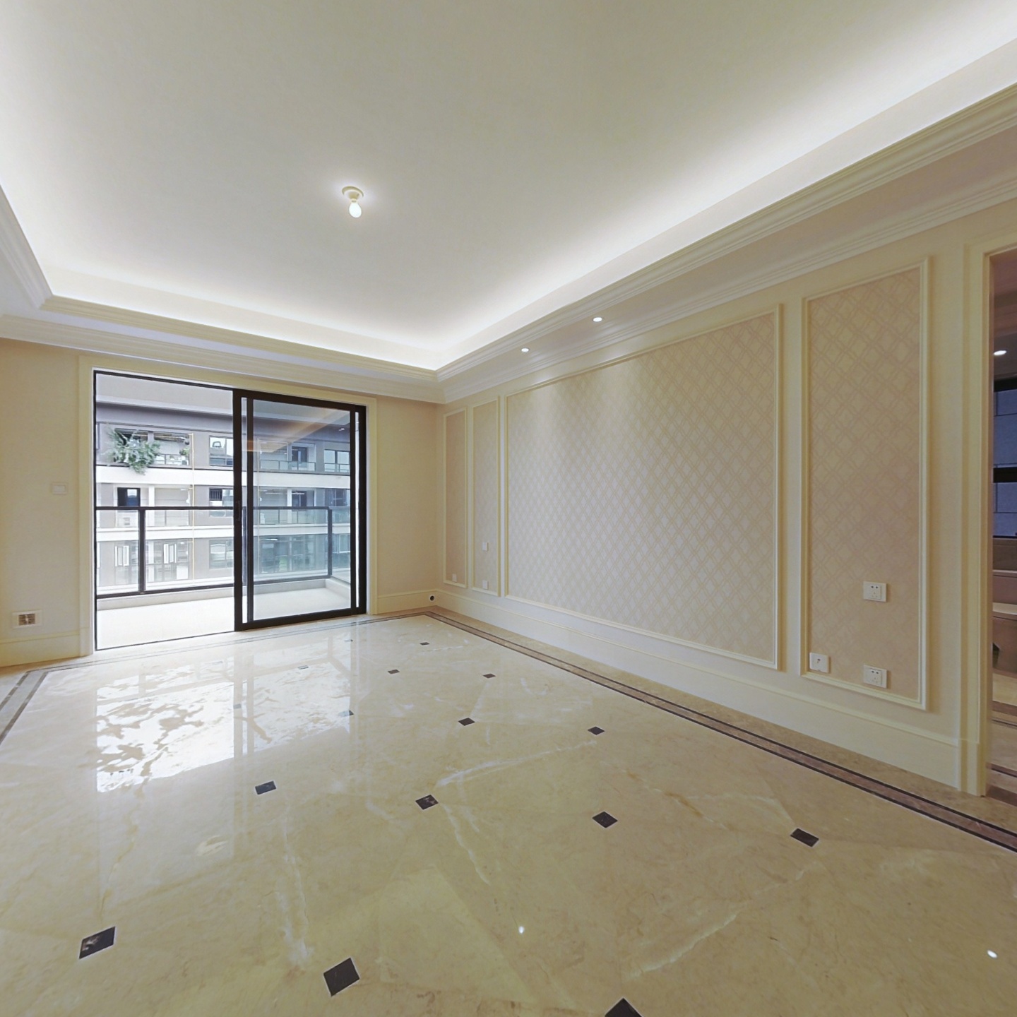 中铁西派城,标准套三,开发商统一装修,业主诚心出售