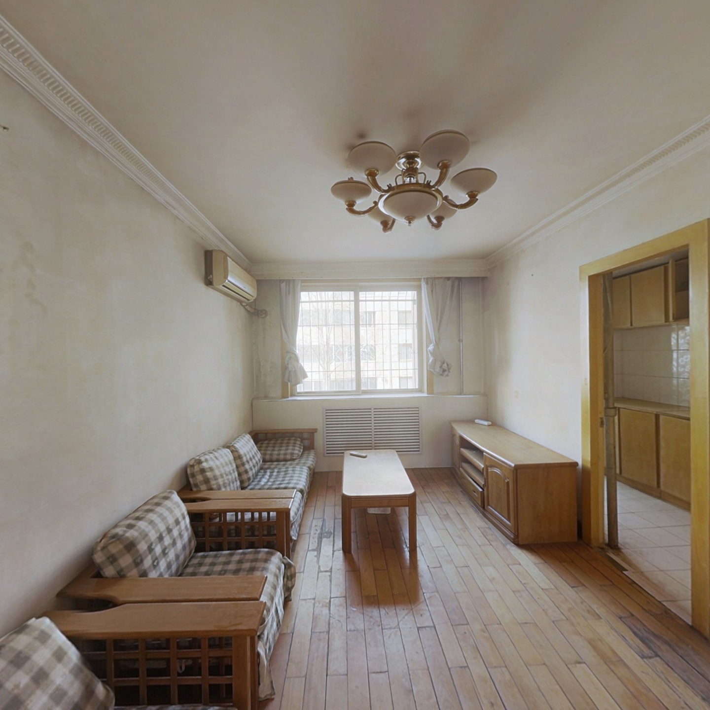 中国石油报社家属院 2室1厅 南 北