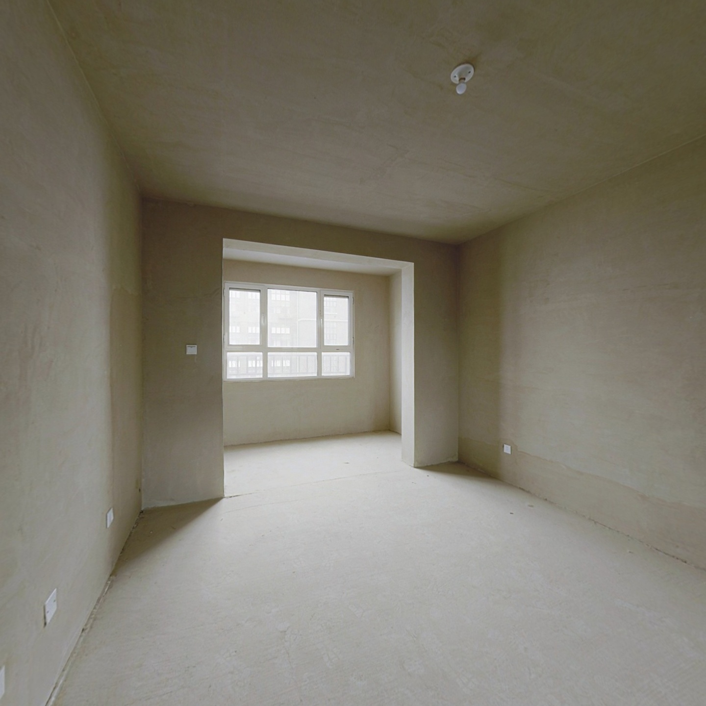 牛津花园.南北通透三居室.户型方正.经典户型