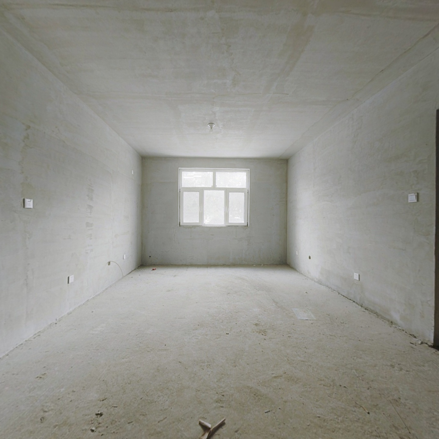 停车免费的高层小区 南北通透 房本满二