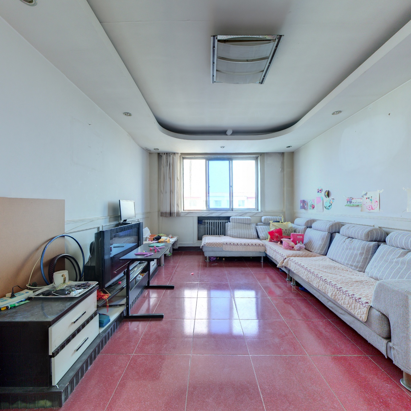 出售金正小区开发区集中供暖三居室