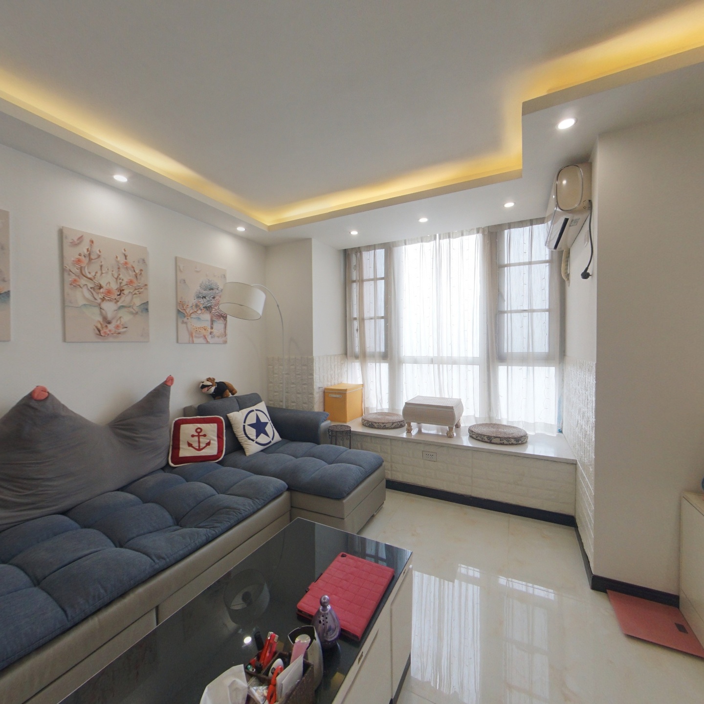 长江畔优质公寓，双层loft。