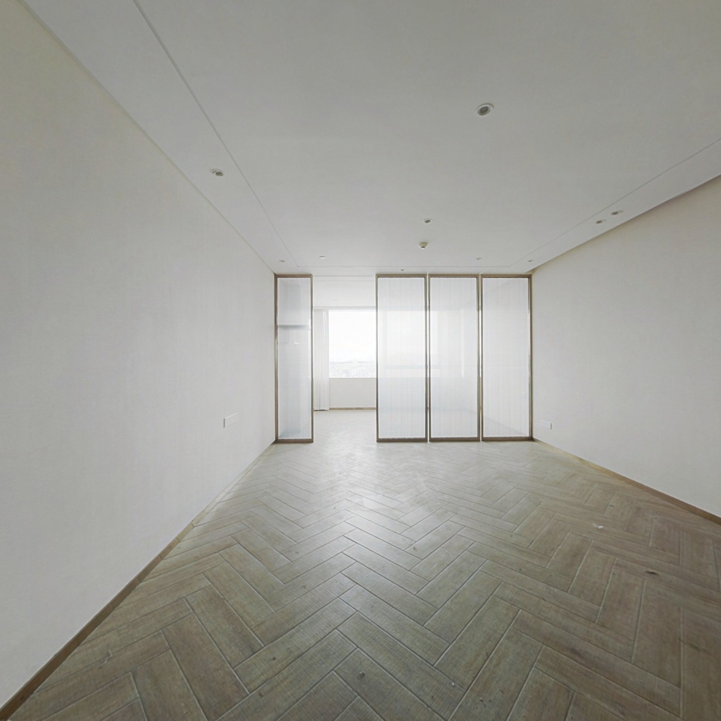 和华·逸林公馆1-1-1-1 80.00m² 160 万