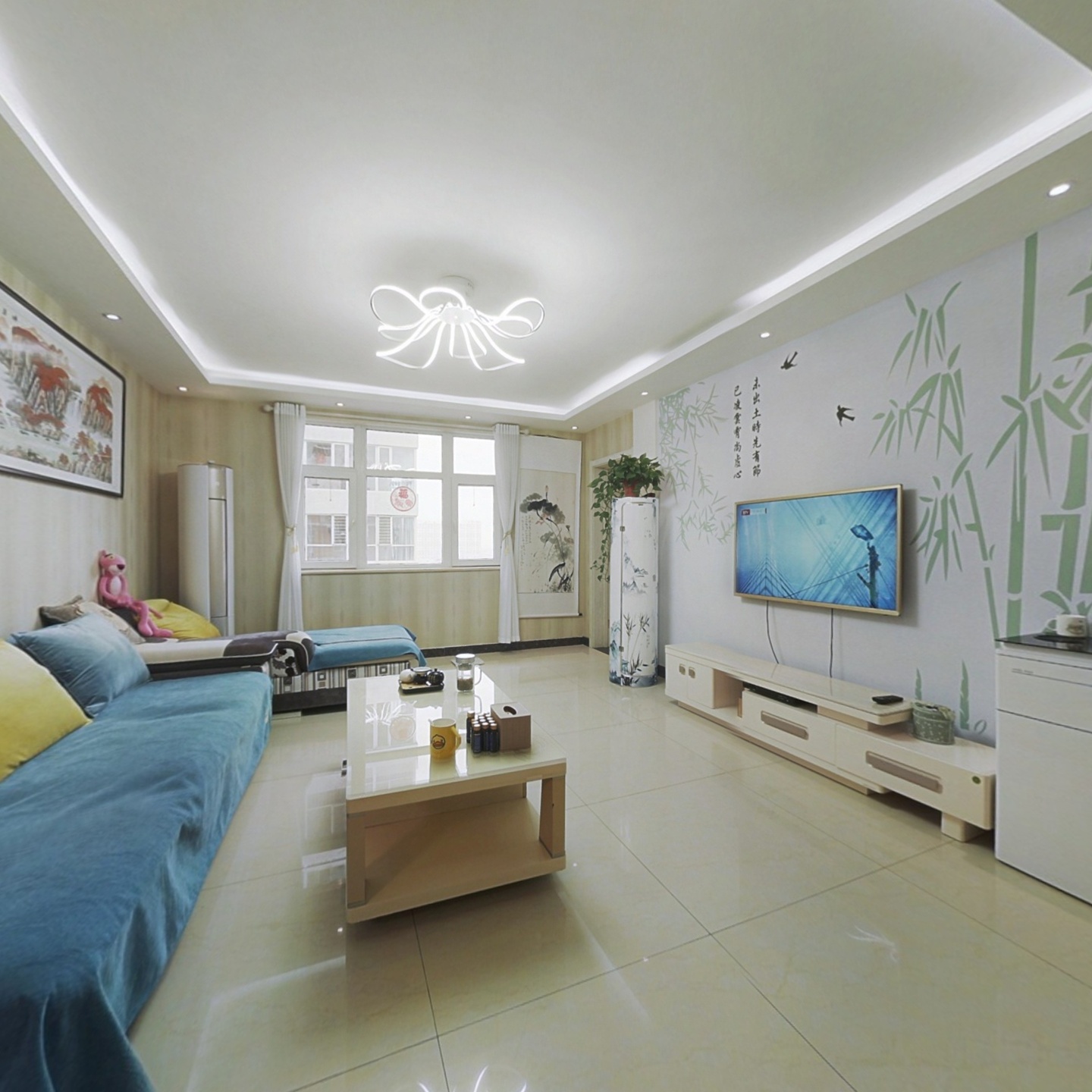 朝阳路华泰豪庭南向精装修三居房本满二出售