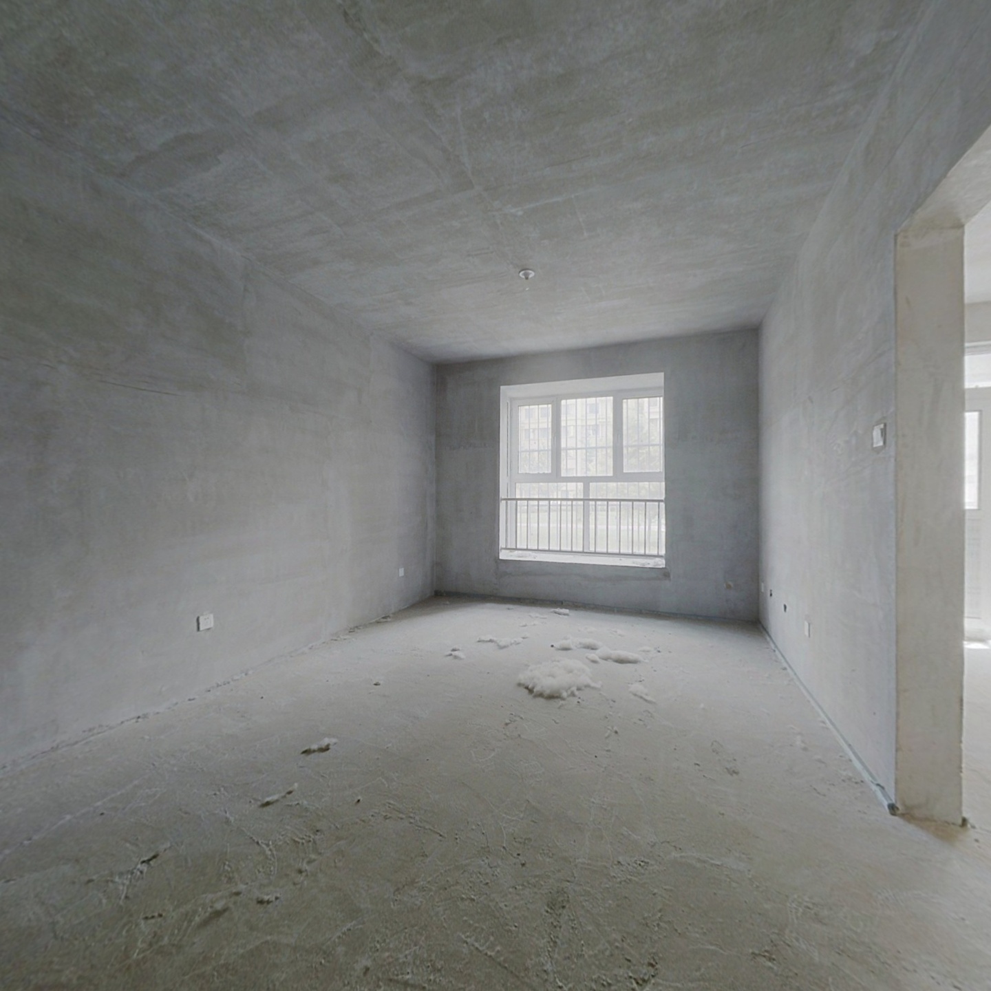 名流美域  南向两居 对外出售