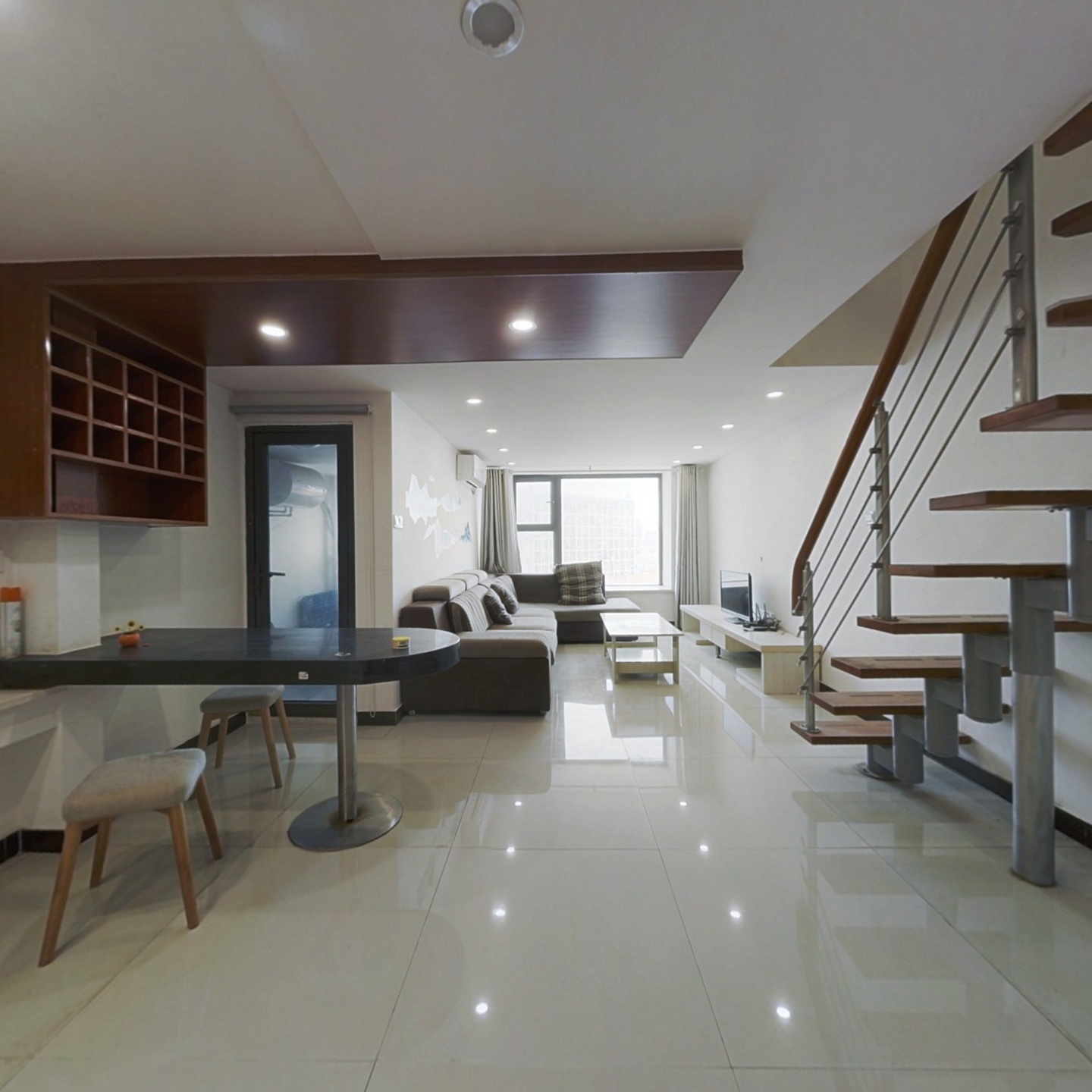 精装复式公寓,loft设计,大落地窗,民水民电天然气-苏州合景领峰二手房