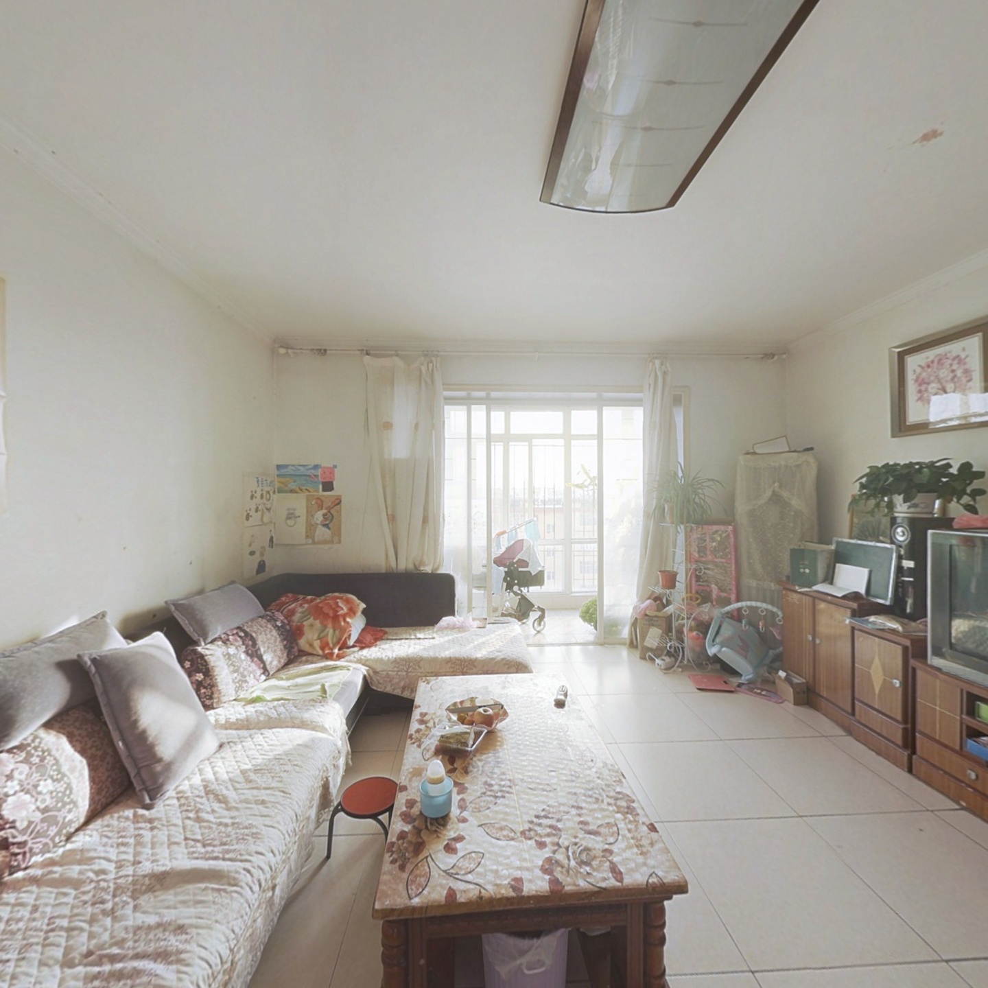 繁华地段 采光充足 南北通透三居 房本满五唯一 税费低