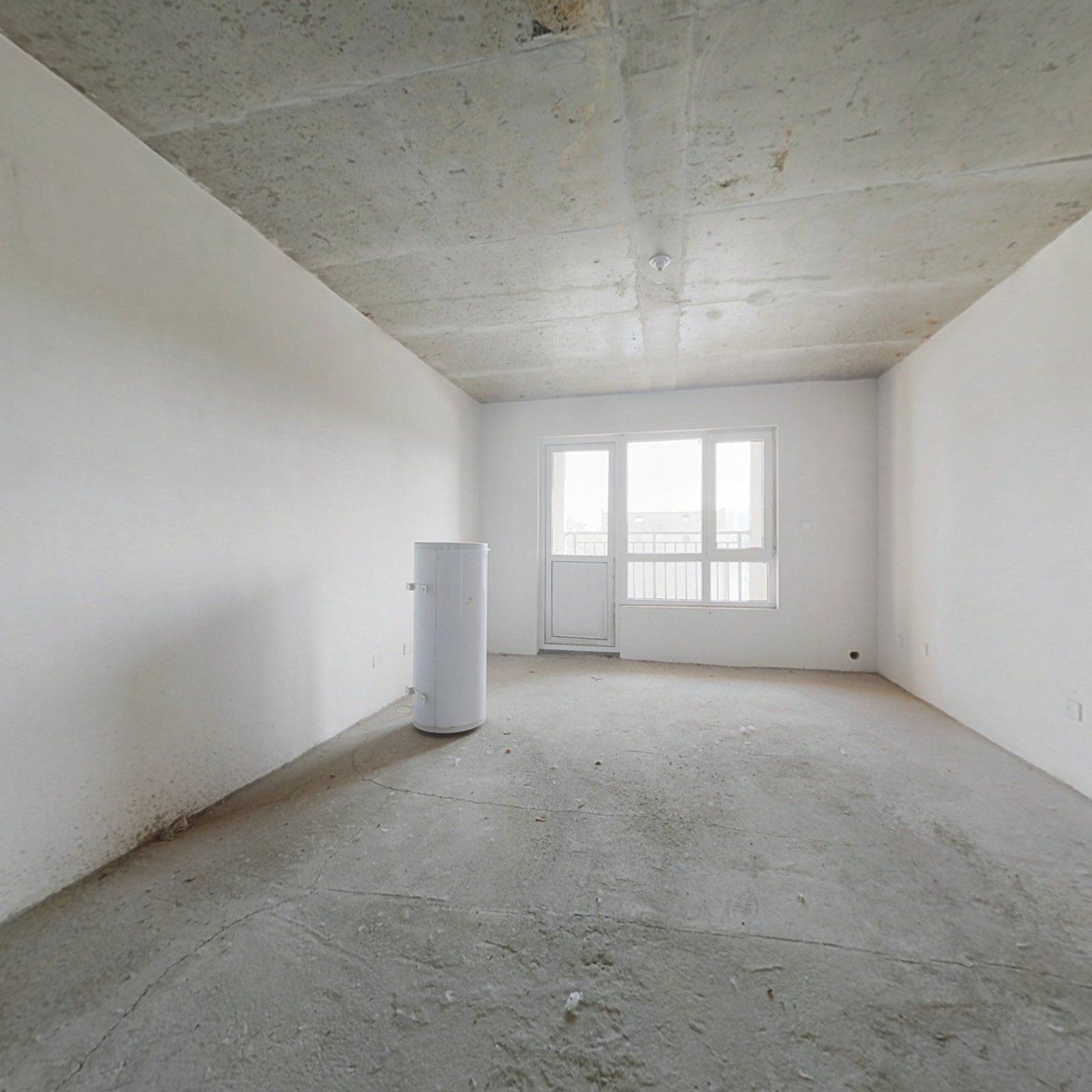 南北通透格局，采光明亮配套齐全