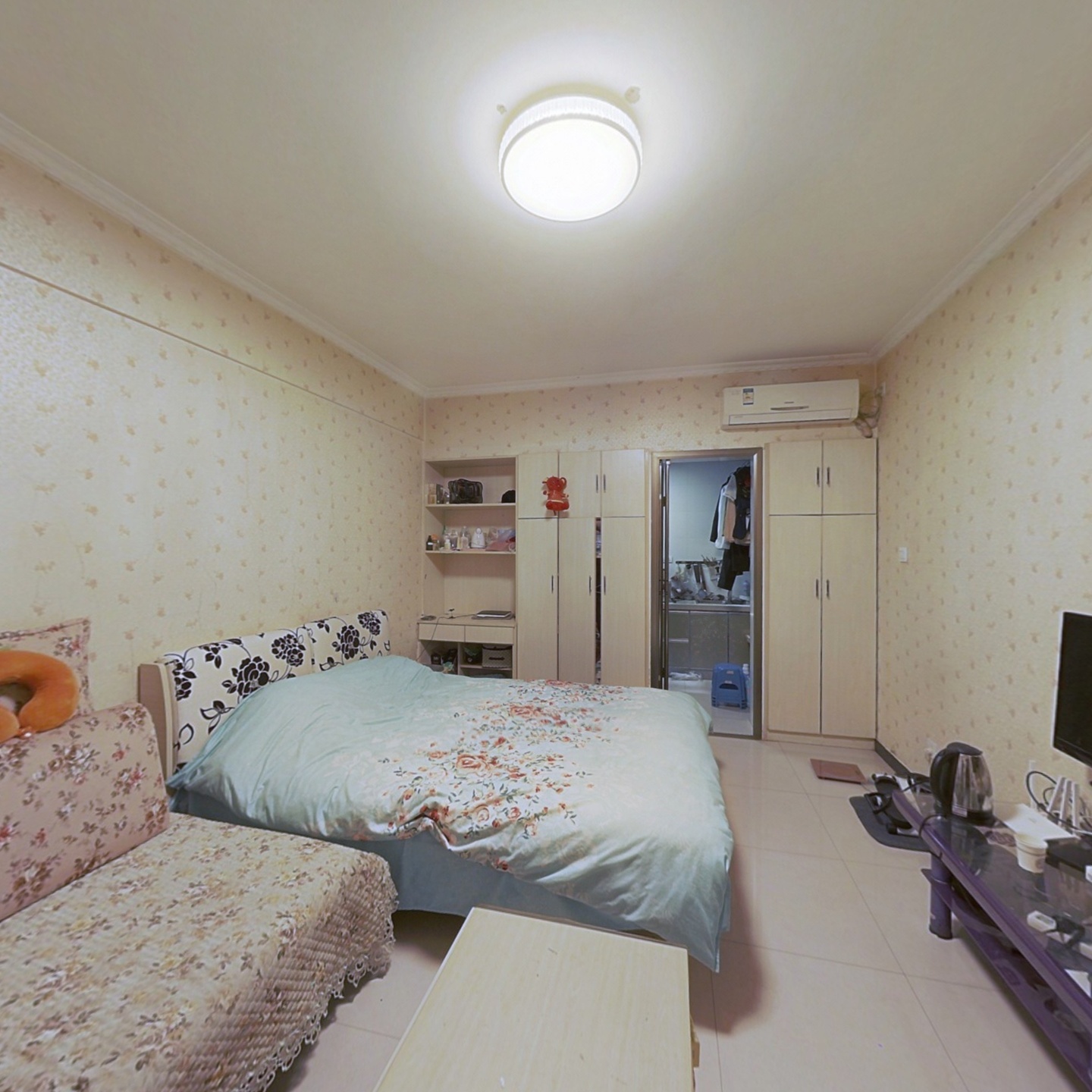 御笔华府1室0厅西