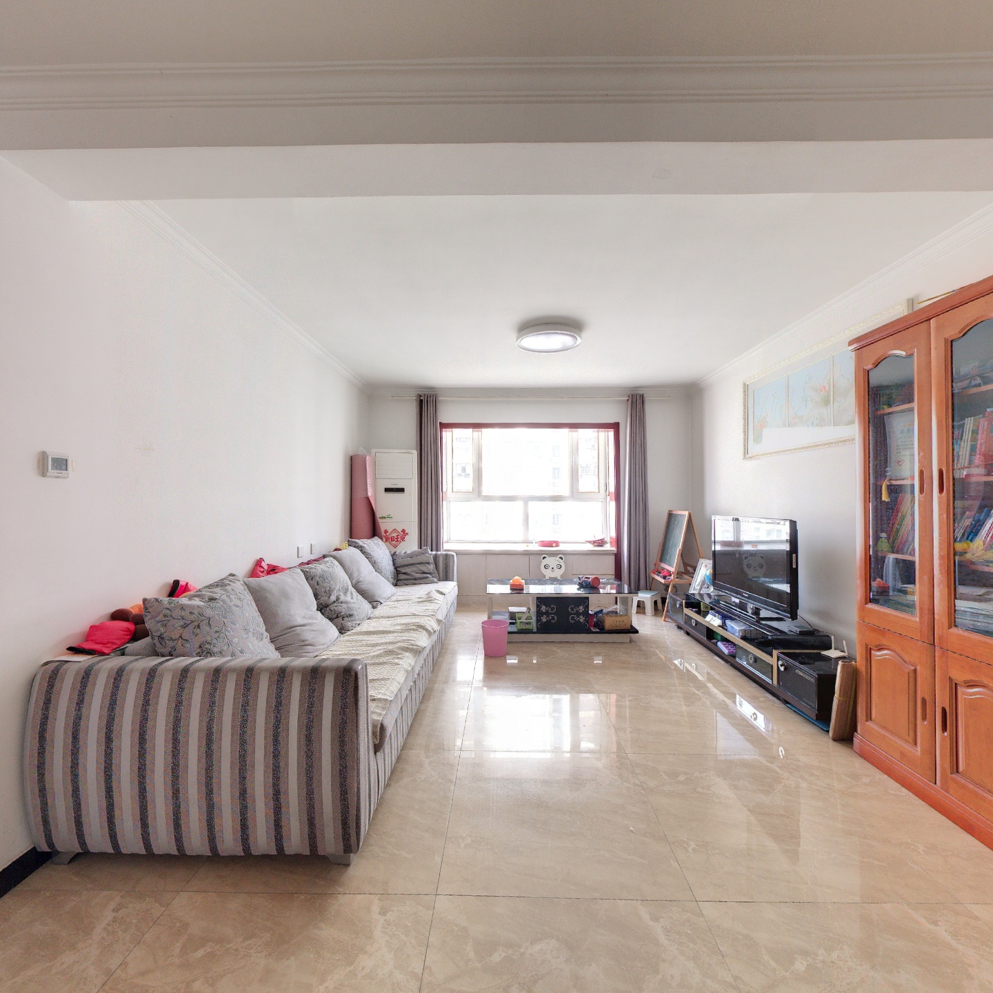 ：南向大两居 毛坯随意装 房本满二 好楼层视野好