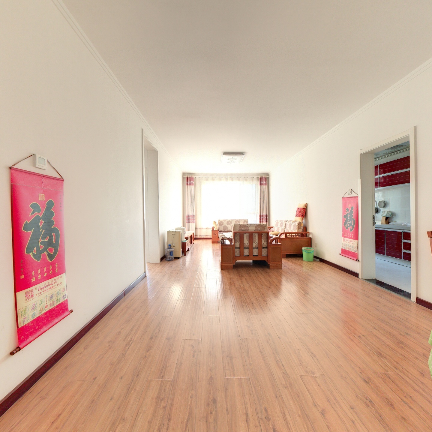 金竹花园，空中花园，物业管理服务好，精装，繁华地段