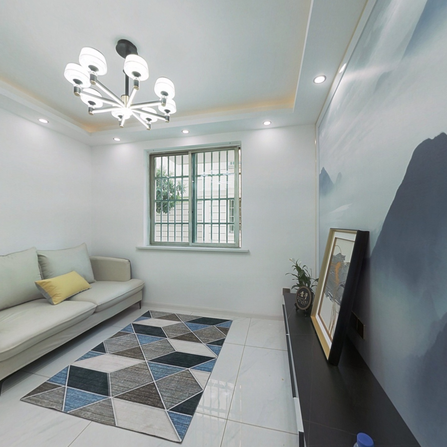 临 近长江路 长欣公寓全新精装两室一厅 产权清晰