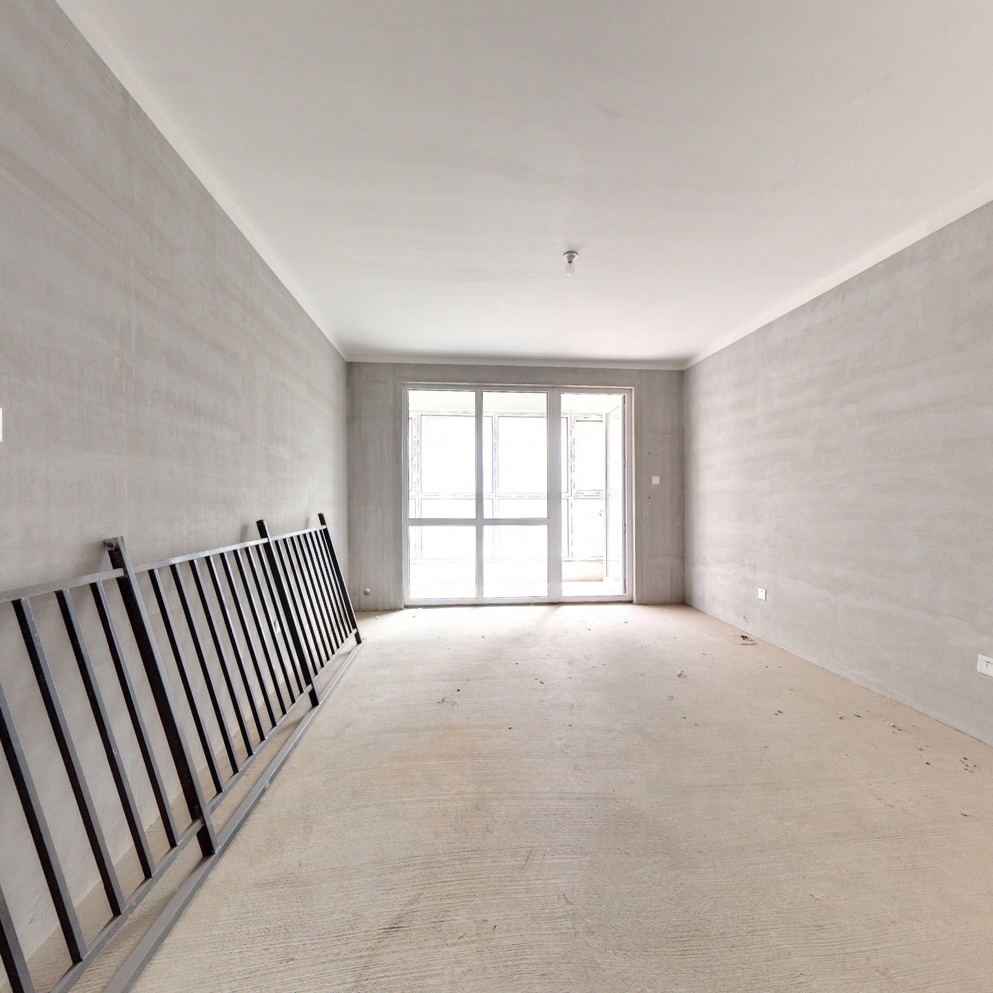 华融现代城南北通透大三居，采光好，视野好