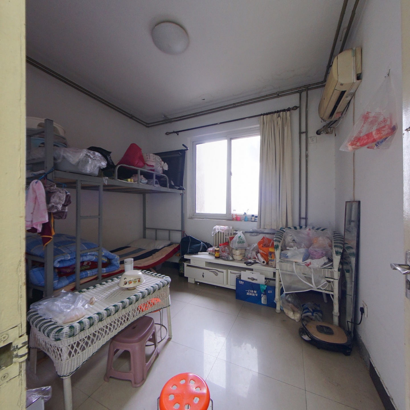 郑州地铁员工宿舍图片