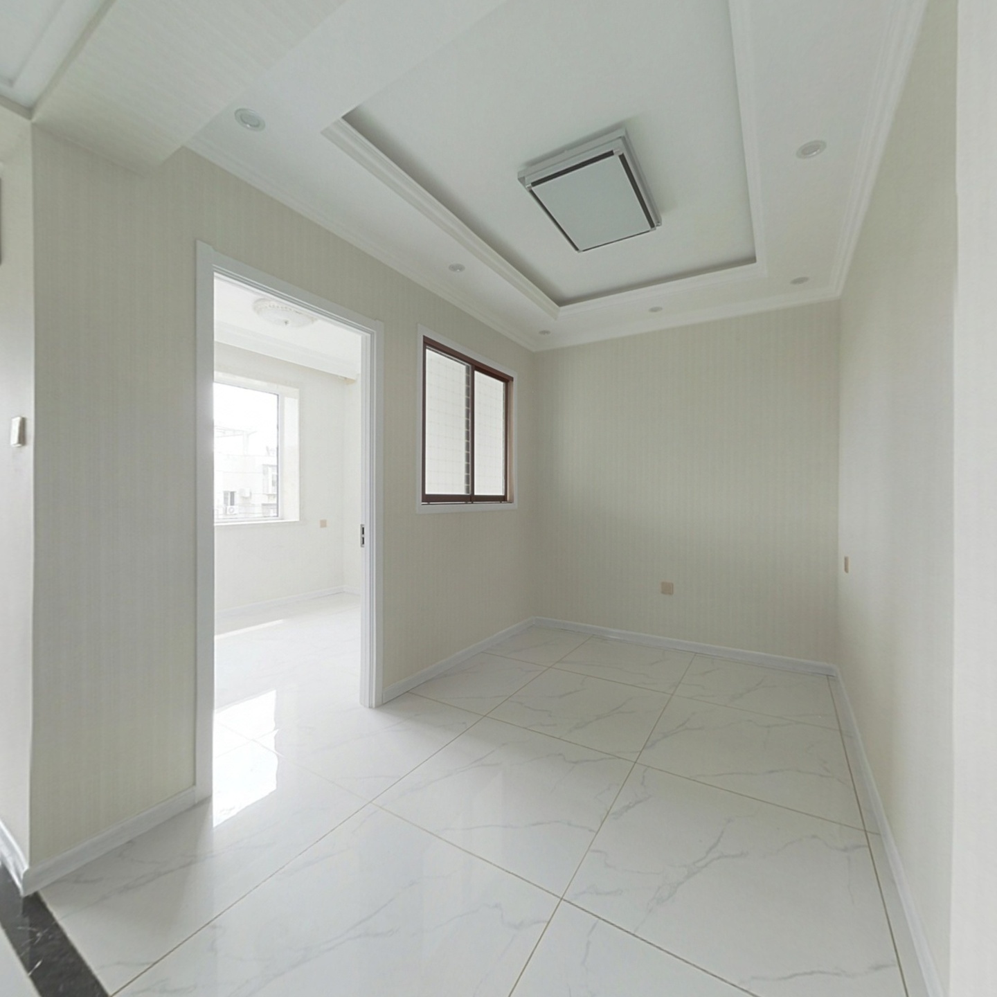 桂林小区超低房款精装修小户型一室房源