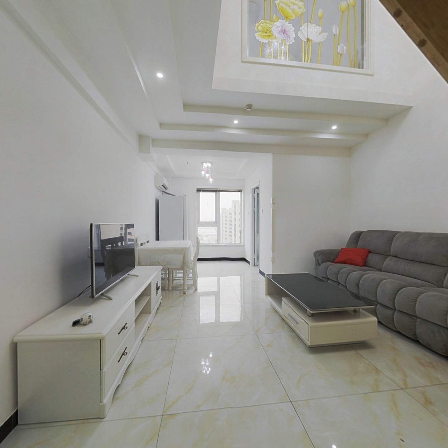 钻石广场 2室1厅 北 南