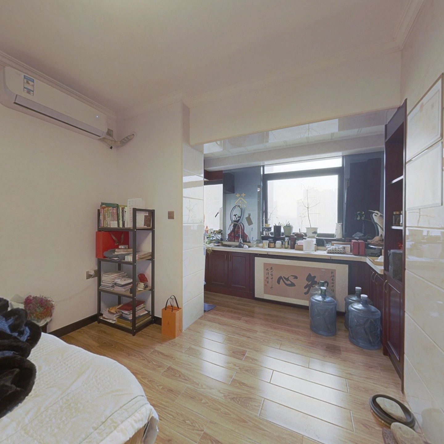 润柏香港城，复式两房，好出租楼上楼下可做单身公寓！
