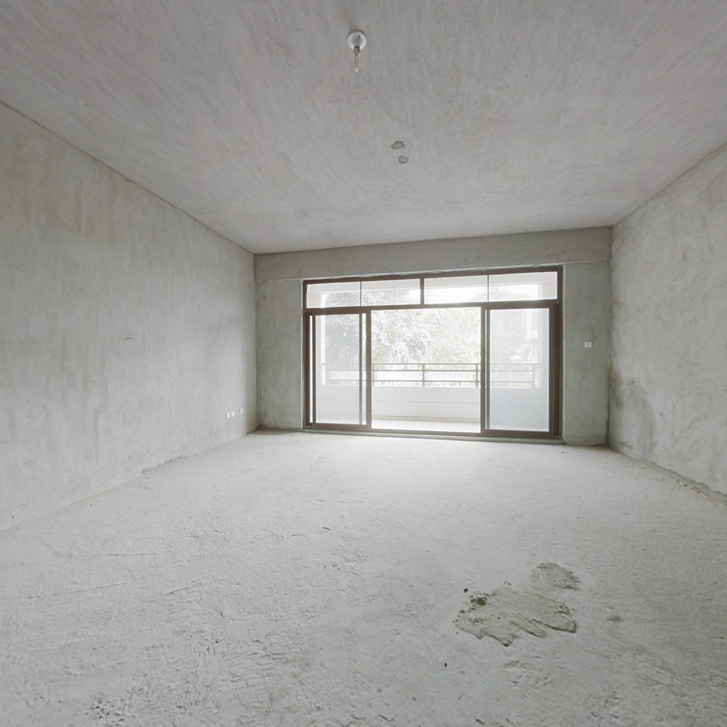 宝珊花园翡丽山5-2-1-4 226.50m² 450 万