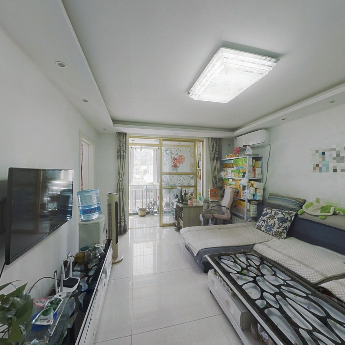 全南户型采光好客厅朝南卧室朝南，精装修，可拎包入住