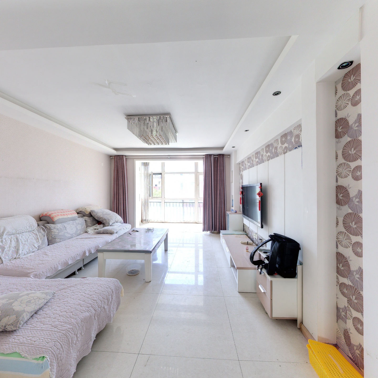 米东新城2期大面积122平米3室卫生间带窗户。