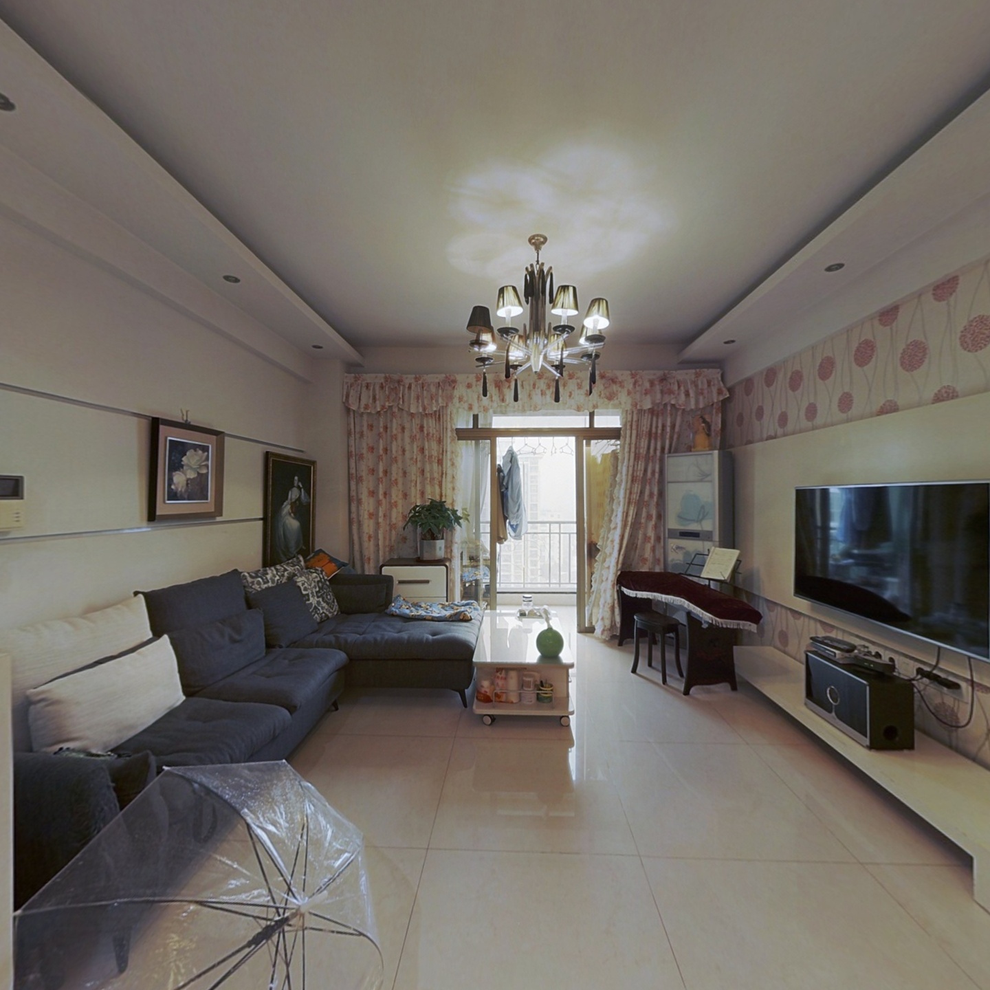 格局采光好,野宽开阔,客厅朝南带大阳台