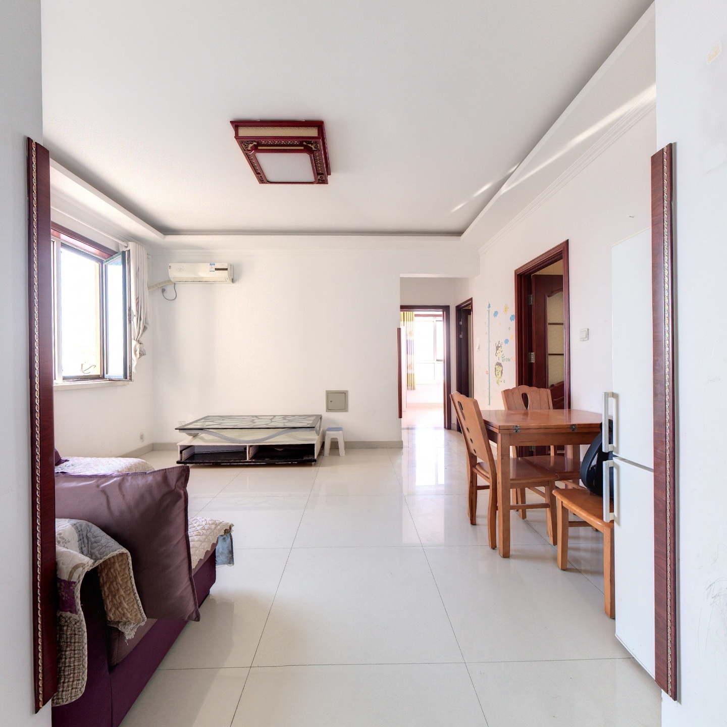 天保郦景朝南三居室简单装修顶层