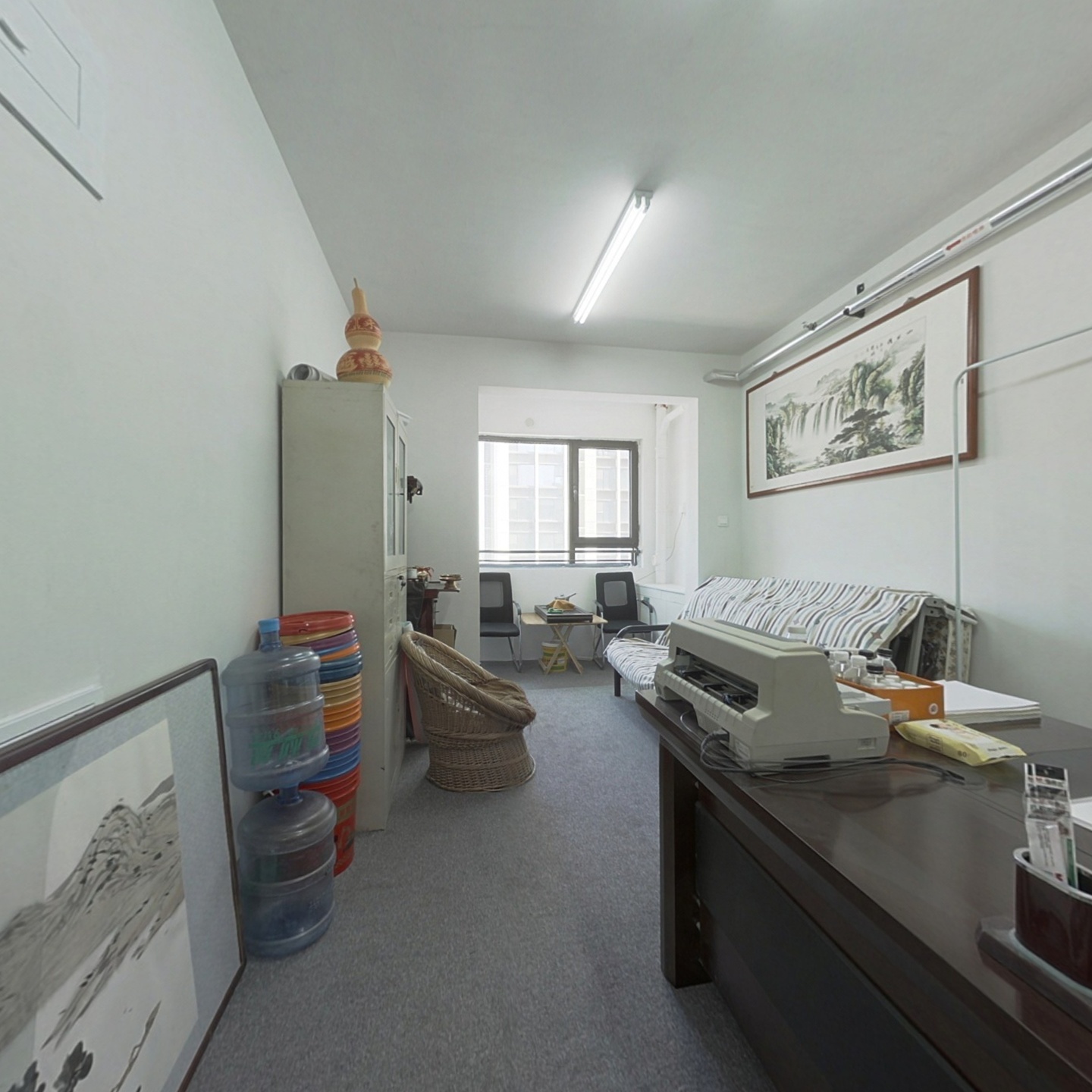 中海国际 双气公寓 带装修 一居室 小户型