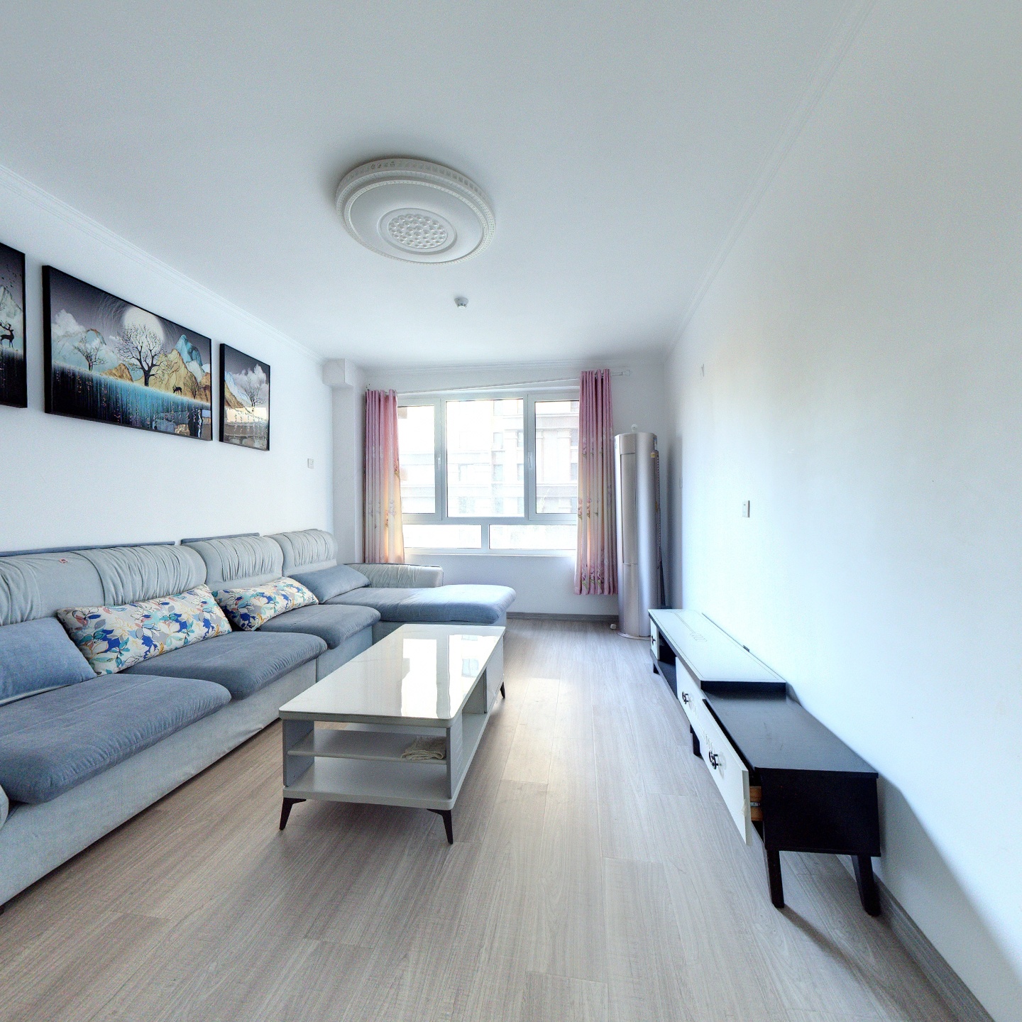 德信公园北侧 视野挺好的 全天采光不遮挡