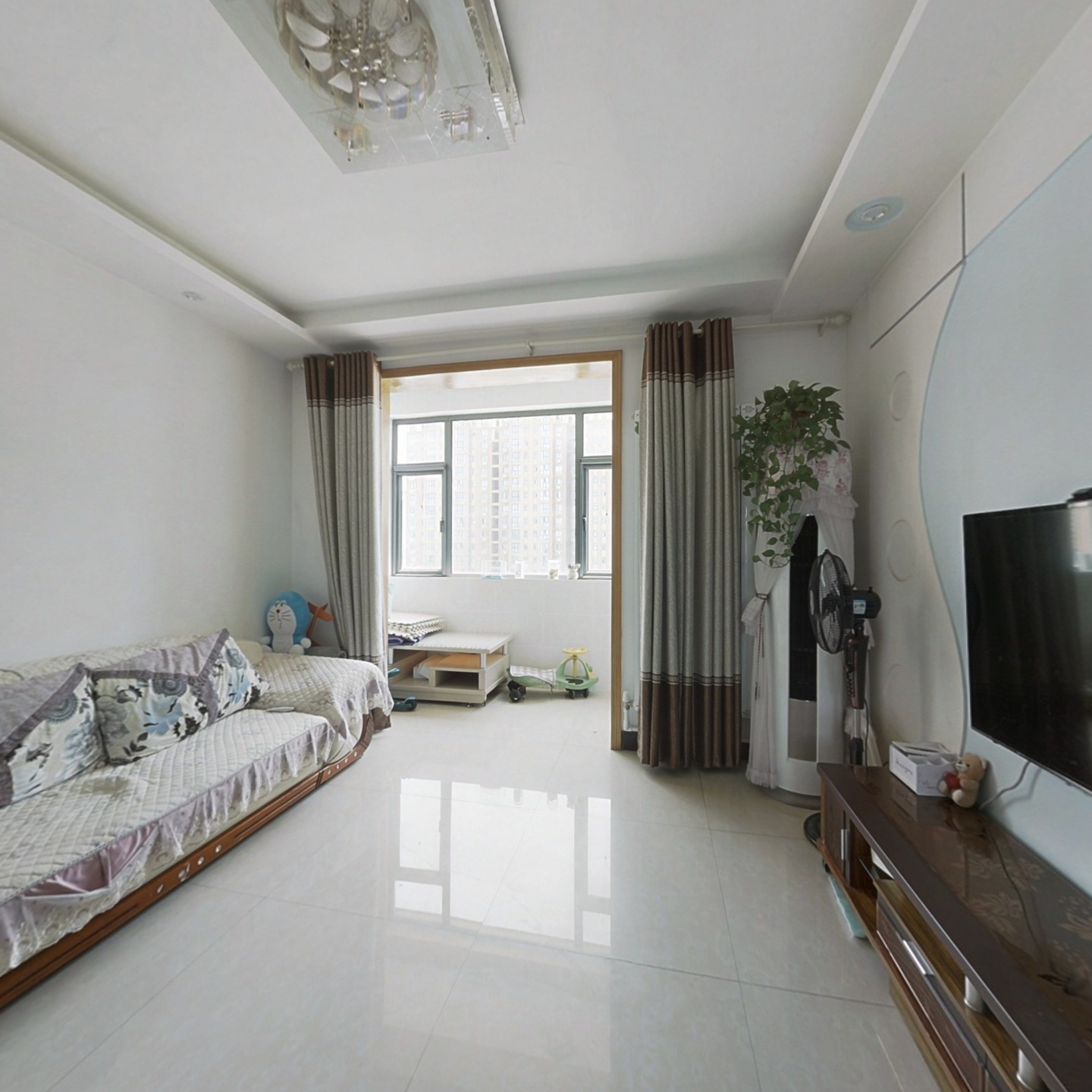 三室两厅一卫,老证,双气,价格低.-新乡融通香槟小镇二手房