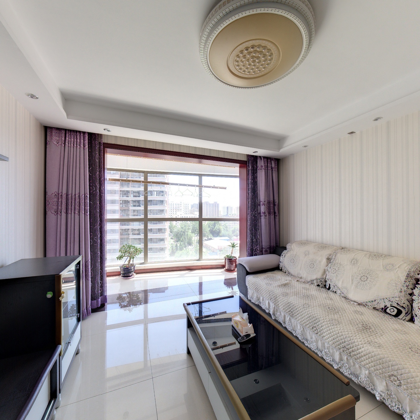 御景园 全南2居室 高楼层 精装修 观景房满二