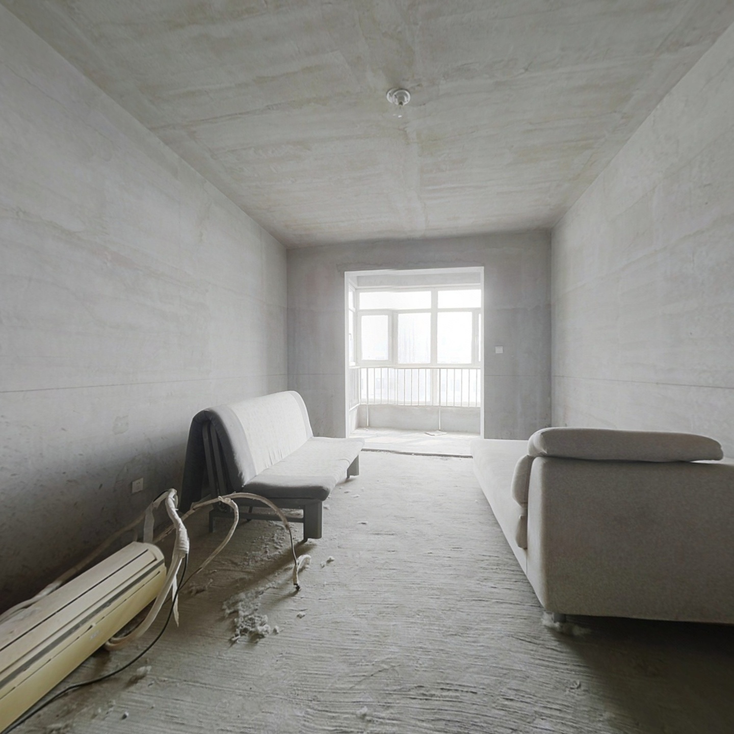 毛坯房， 户型方正 全阳两居室 业主靠谱