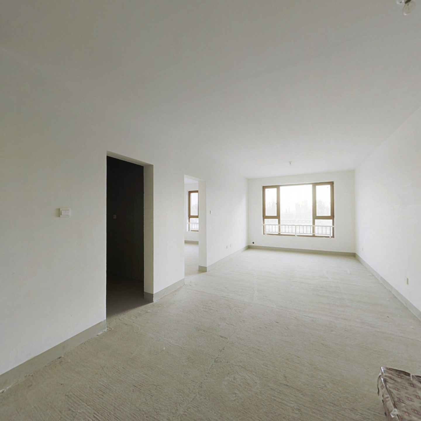 全阳户型，中高楼层，采光好，小区环境好，物业好