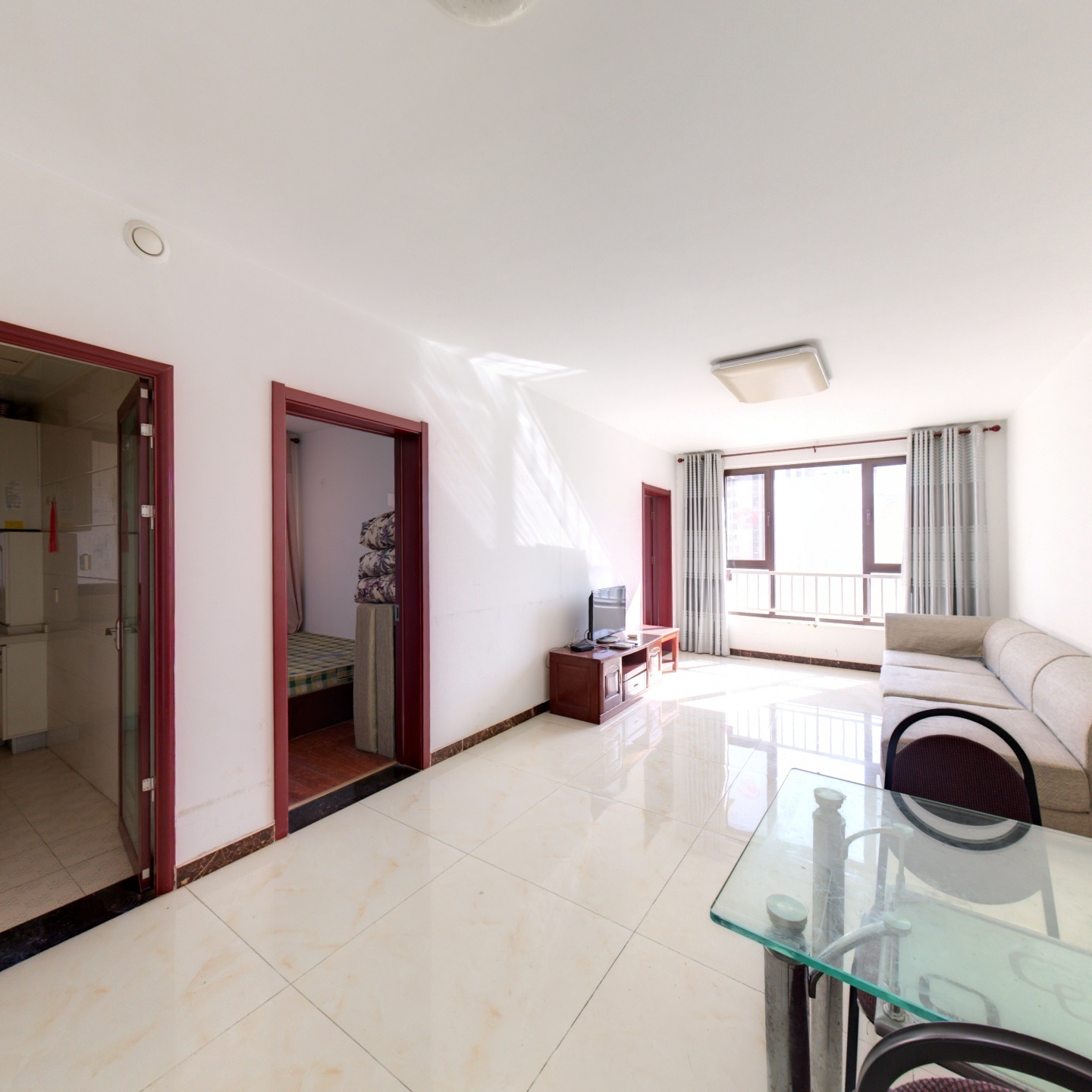 南向小三居格局，简单装修，小书房无遮挡，诚意出售