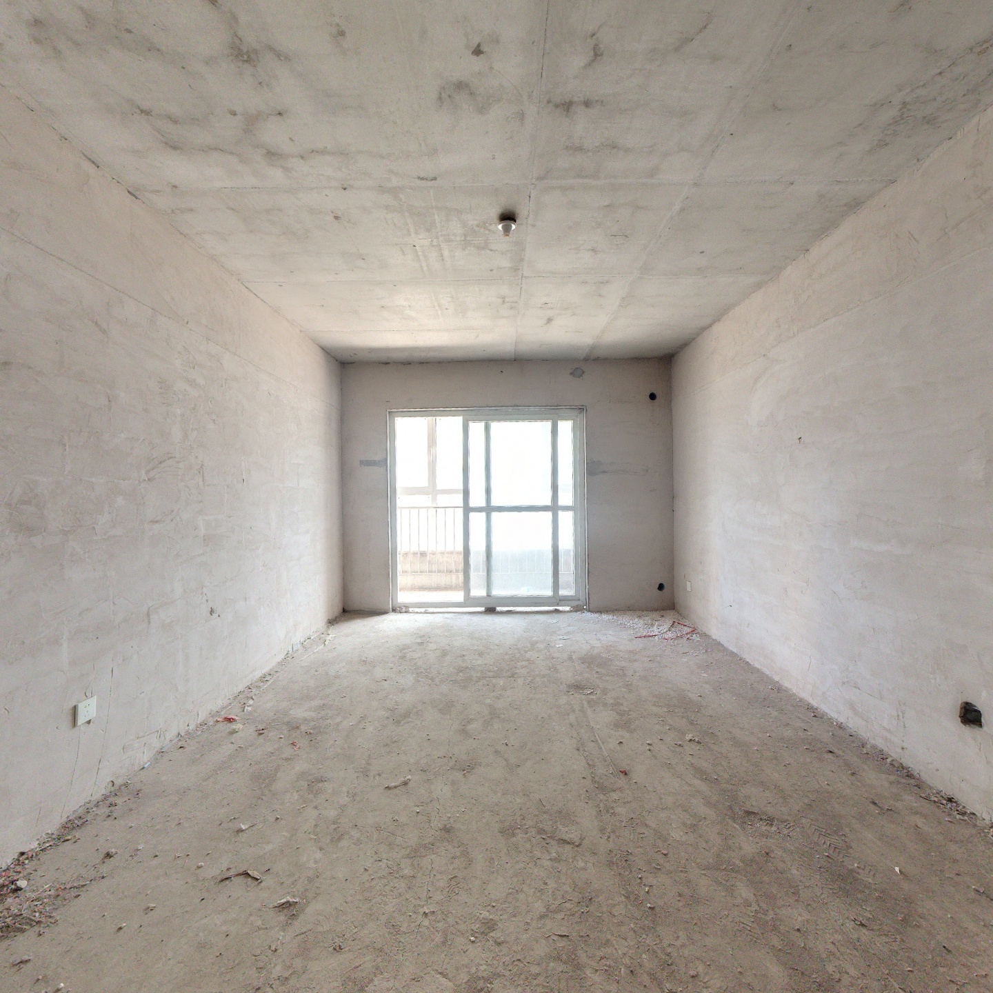 挨着公园的房子，出行便利..........................