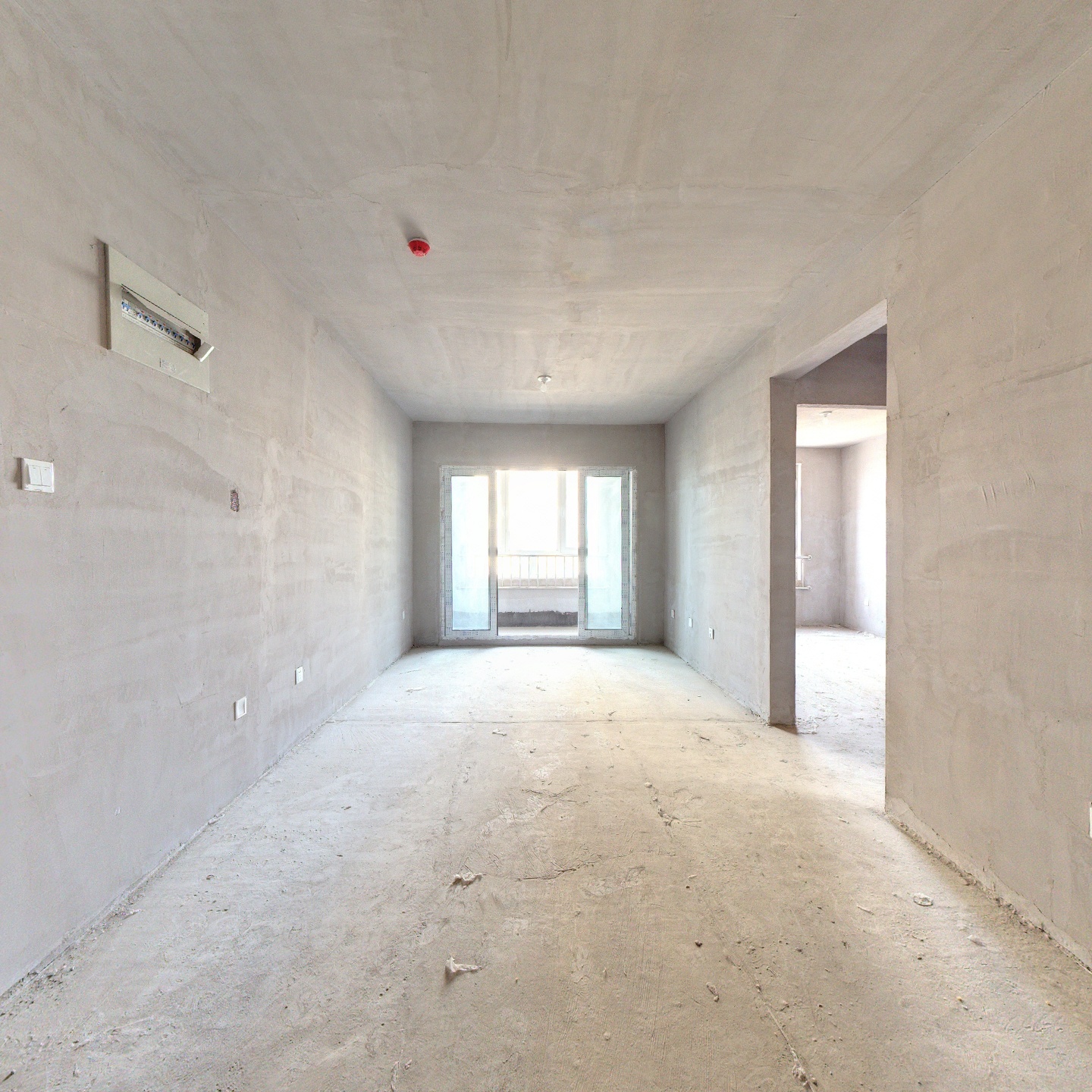 德信公园北侧 正规两居室 户型方正