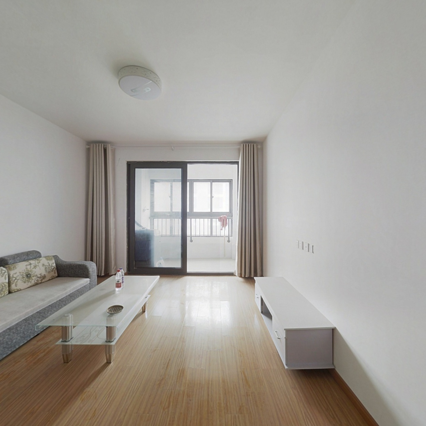 悦湖苑 中间户 中间楼层 看房方便 业主诚心出售