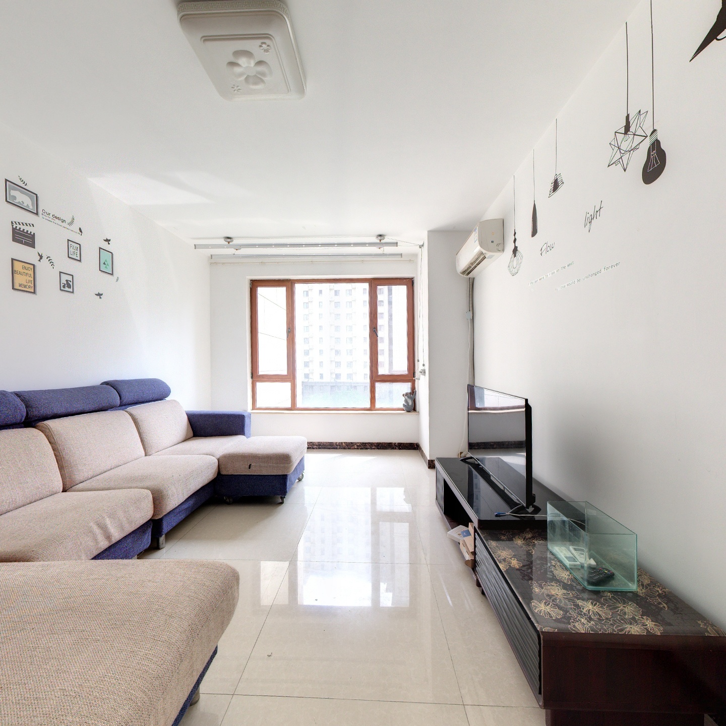 房为南北通透格局方正，舒适宜居，全天无遮挡