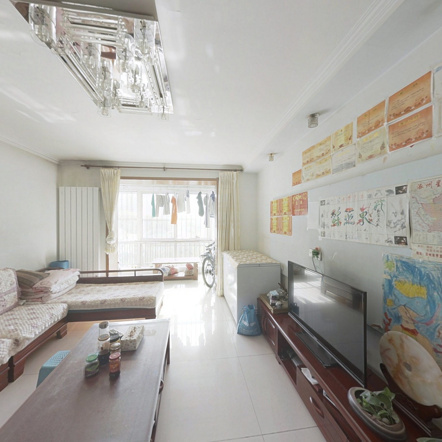 房本满二，税费低，精装修，可拎包入住，交通便利