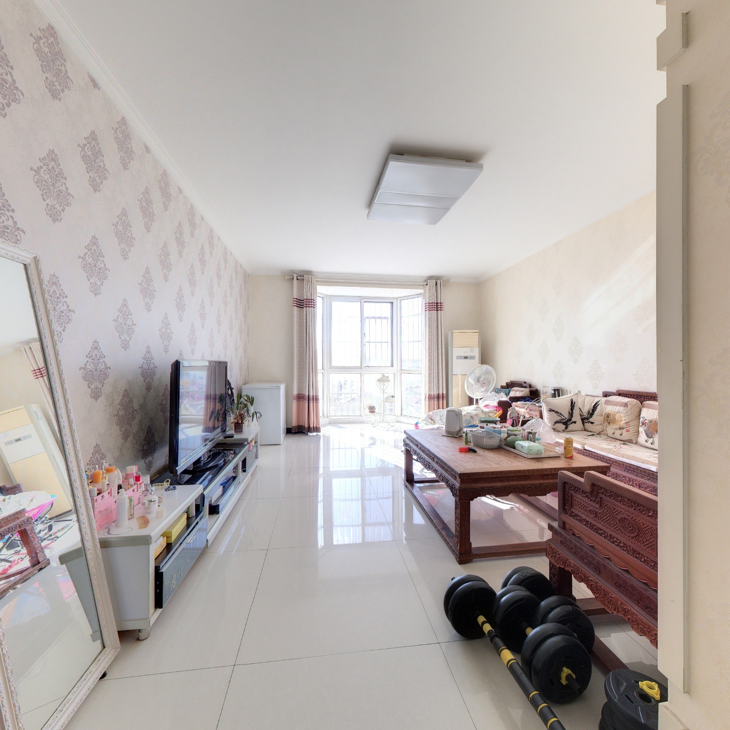 德信公园 过户税费低，精装修没怎么住过