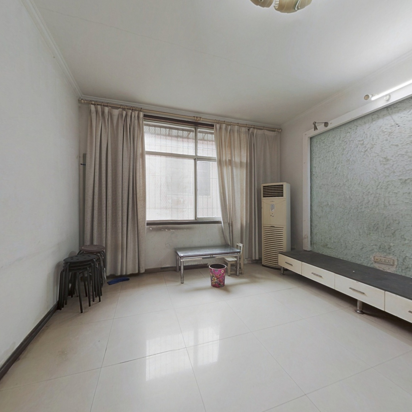 地铁口碧溪苑二期老证后期税费低